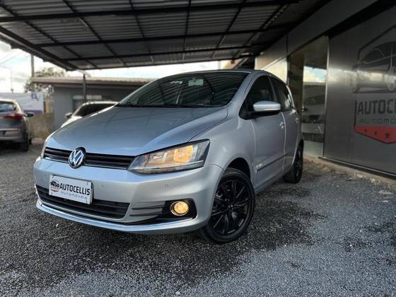 VOLKSWAGEN FOX 1.6 MSI HIGHLINE 16V FLEX 4P AUTOMATIZADO VOLKSWAGEN FOX 1.6 MSI HIGHLINE 16V FLEX 4P AUTOMATIZADO